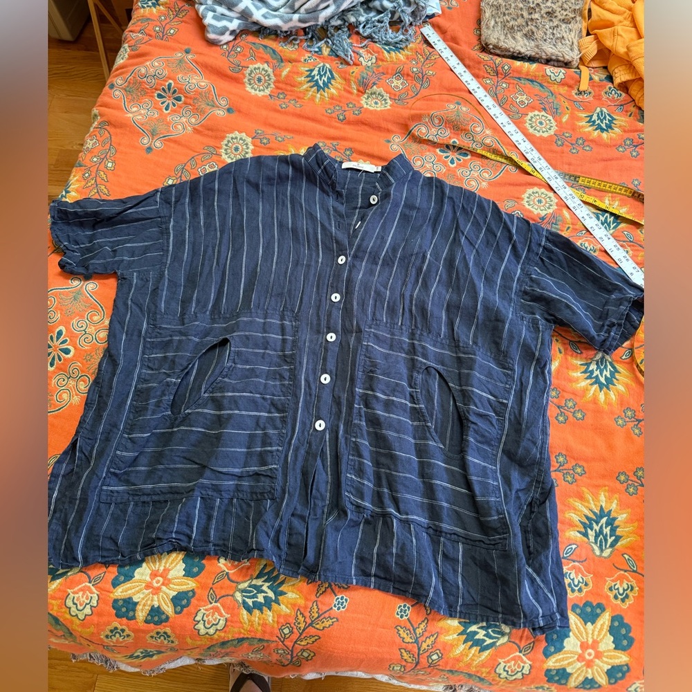 EUC Cheyenne “Art to Wear”  100% Linen Tunic